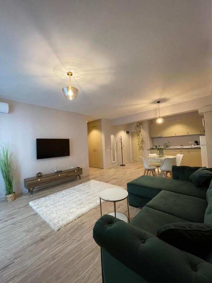 Vega Apartment By Moonlight مامايا المظهر الخارجي الصورة