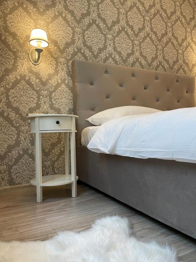 Vega Apartment By Moonlight مامايا المظهر الخارجي الصورة