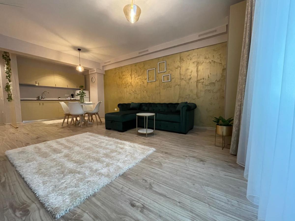 Vega Apartment By Moonlight مامايا المظهر الخارجي الصورة